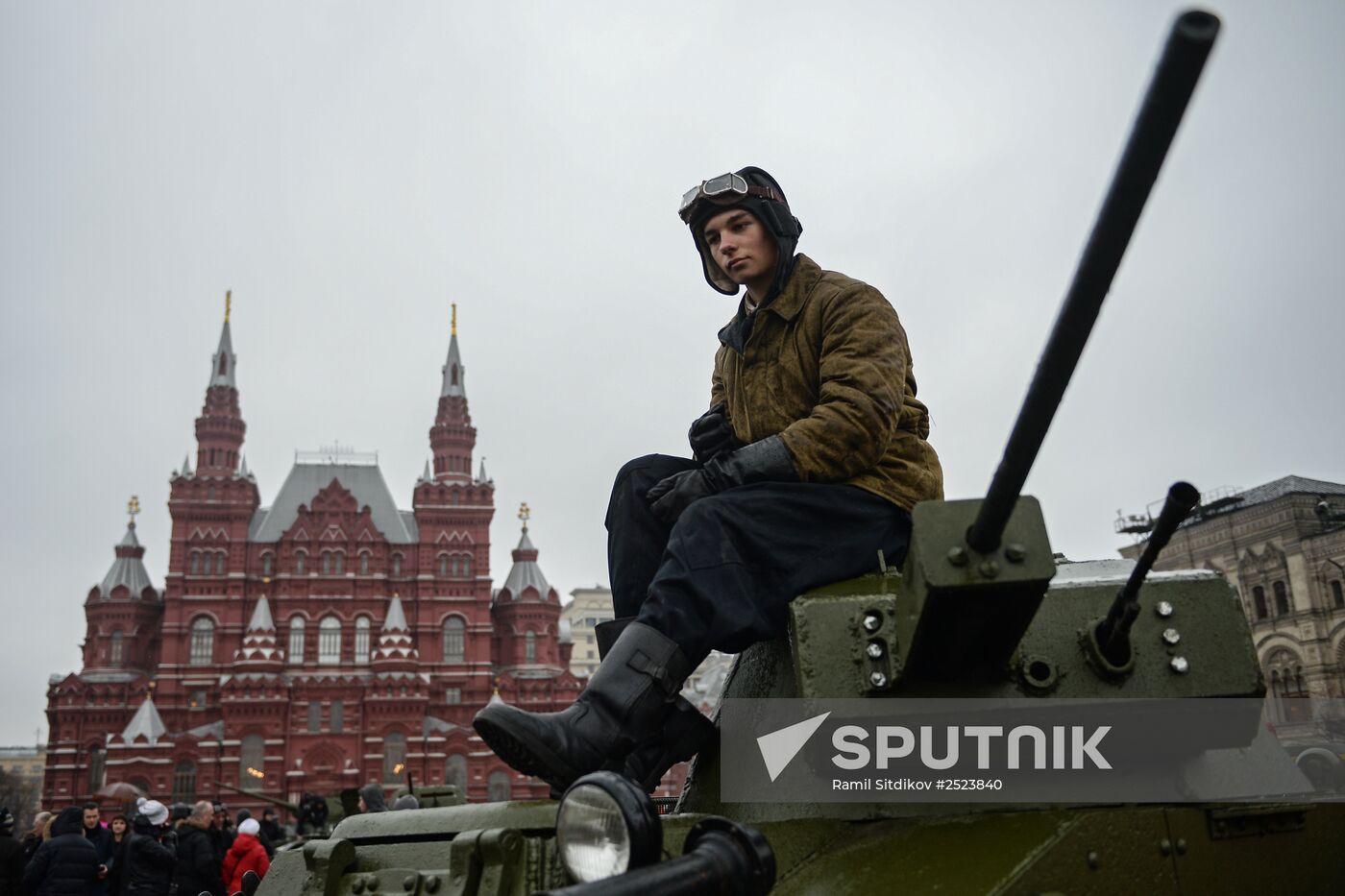 Anniversary march dedicated to November 7, 1941 military parade