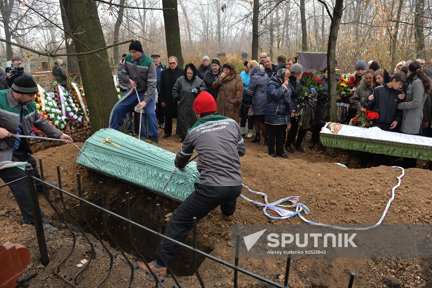 Mourning ceremony for chidren killed in Donetsk