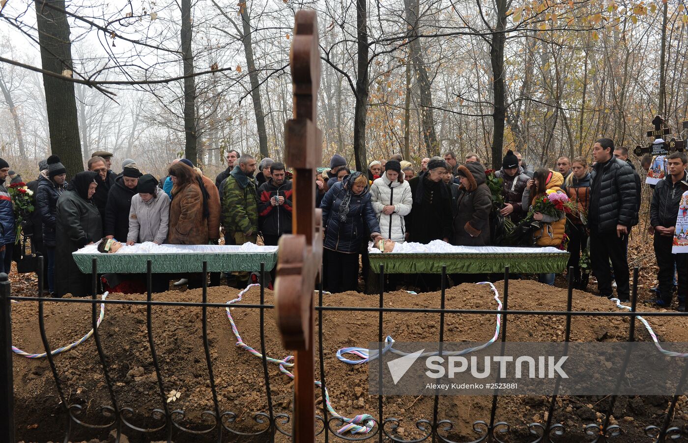 Mourning ceremony for chidren killed in Donetsk