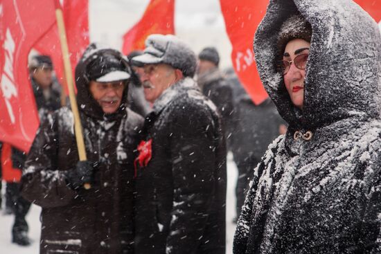 1917 revolution anniversary demonstrations across Russia