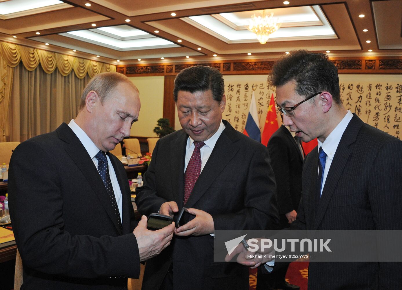 Vladimir Putin visits China