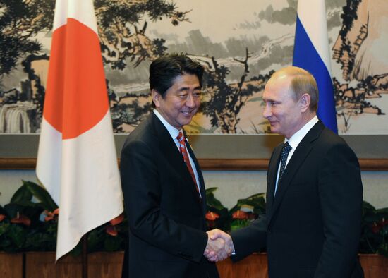 Vladimir Putin visits China