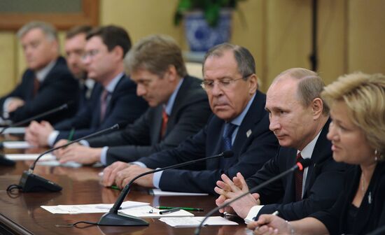 Vladimir Putin at APEC summit