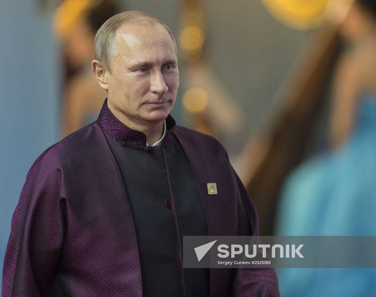 Vladimir Putin visits APEC Economic Leaders' Meeting