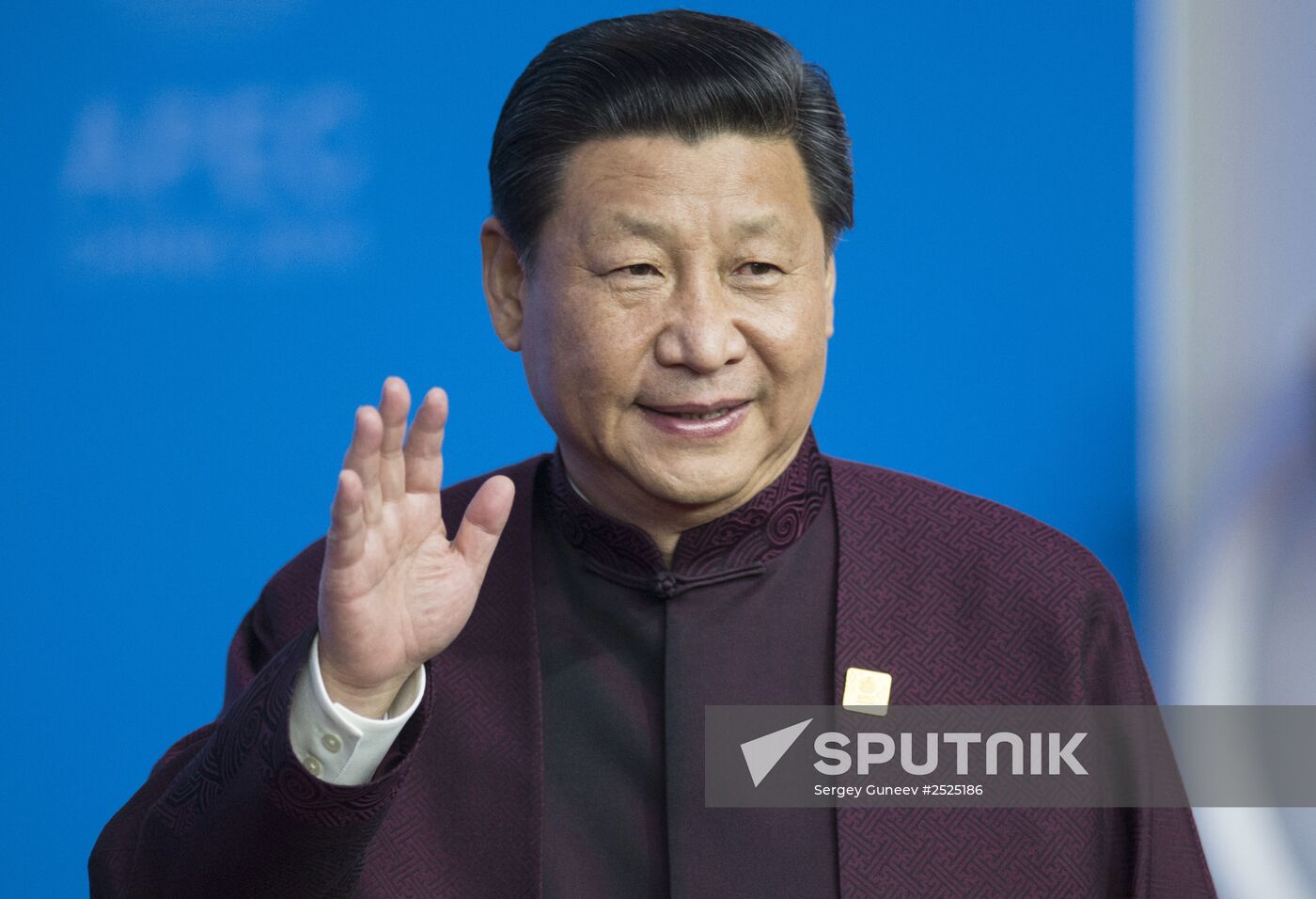 Vladimir Putin visits APEC Economic Leaders' Meeting