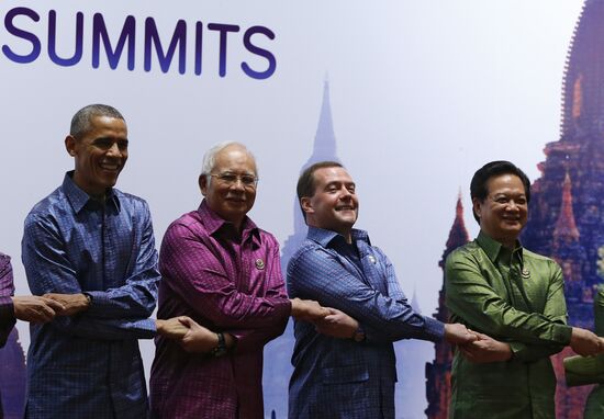 Dmitry Medvedev attends East Asia Summit in Myanmar