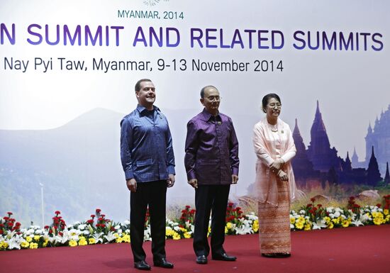 Dmitry Medvedev attends East Asia Summit in Myanmar