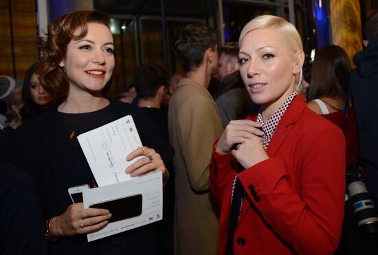 Showing at Chapurin fashion house