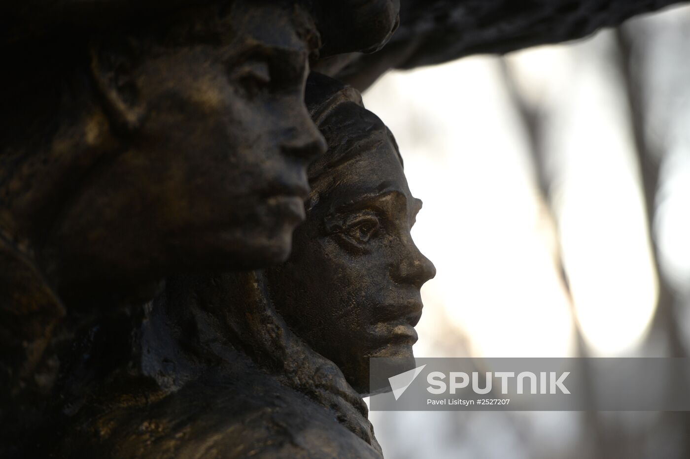 Memorial to war children working on homefront unveiled in Yekaterinburg