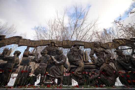 Memorial to war children working on homefront unveiled in Yekaterinburg