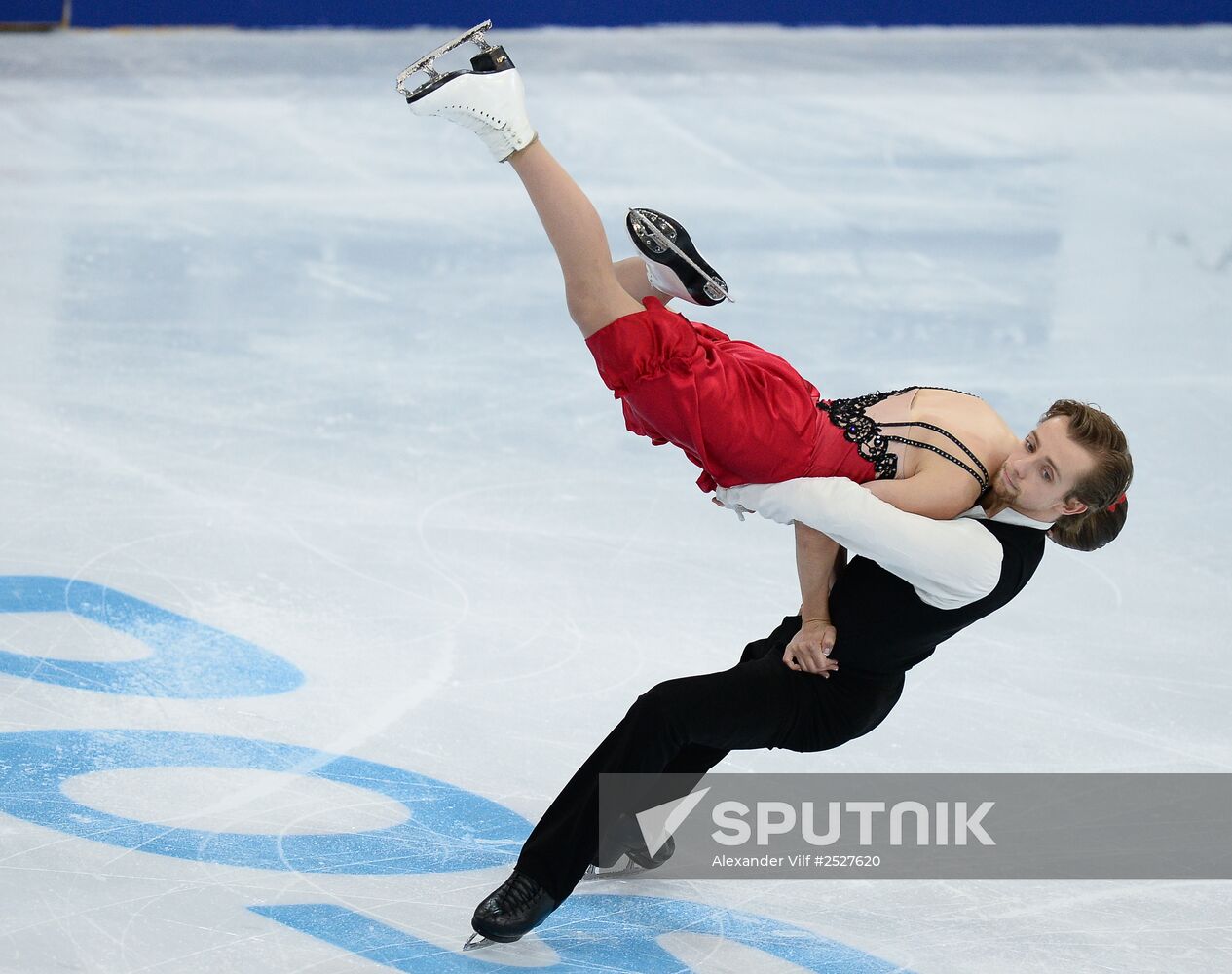 ISU Grand Prix of Figure Skating. Rostelecom Cup. Ice dance. Short program