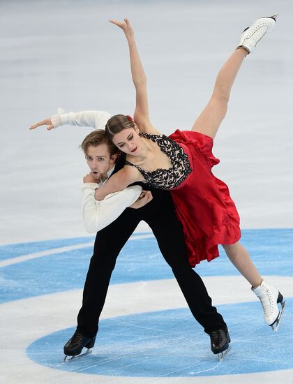 ISU Grand Prix of Figure Skating. Rostelecom Cup. Ice dance. Short program