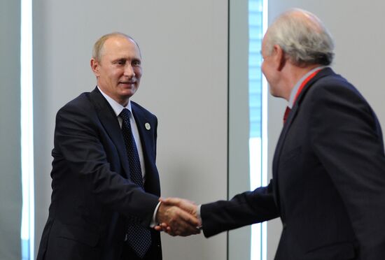 Vladimir Putin takes part in G-20 summit