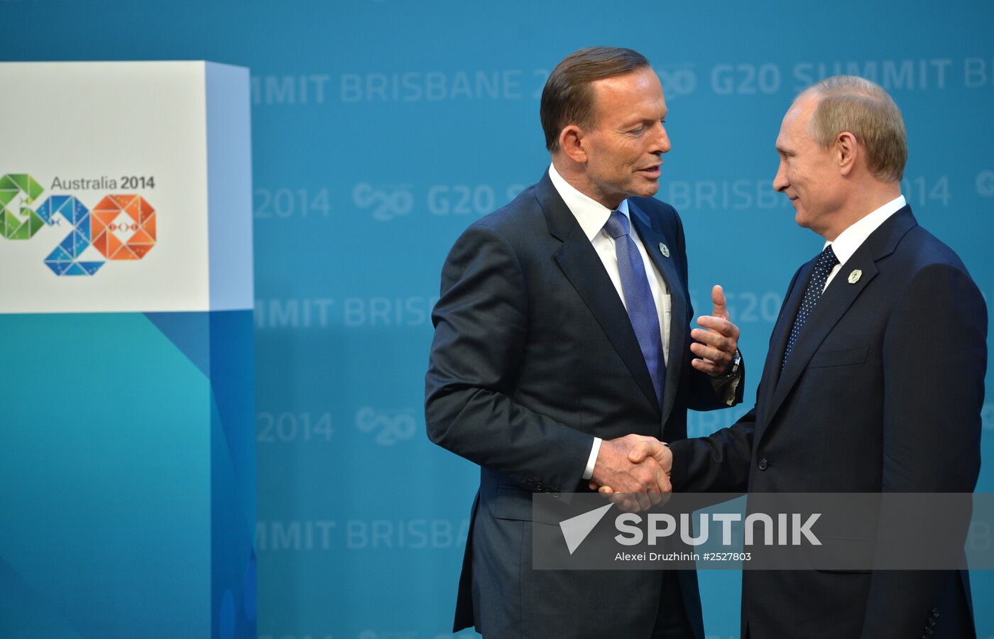 Vladimir Putin takes part in G-20 summit