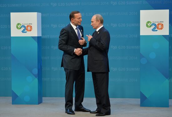 Vladimir Putin takes part in G-20 summit