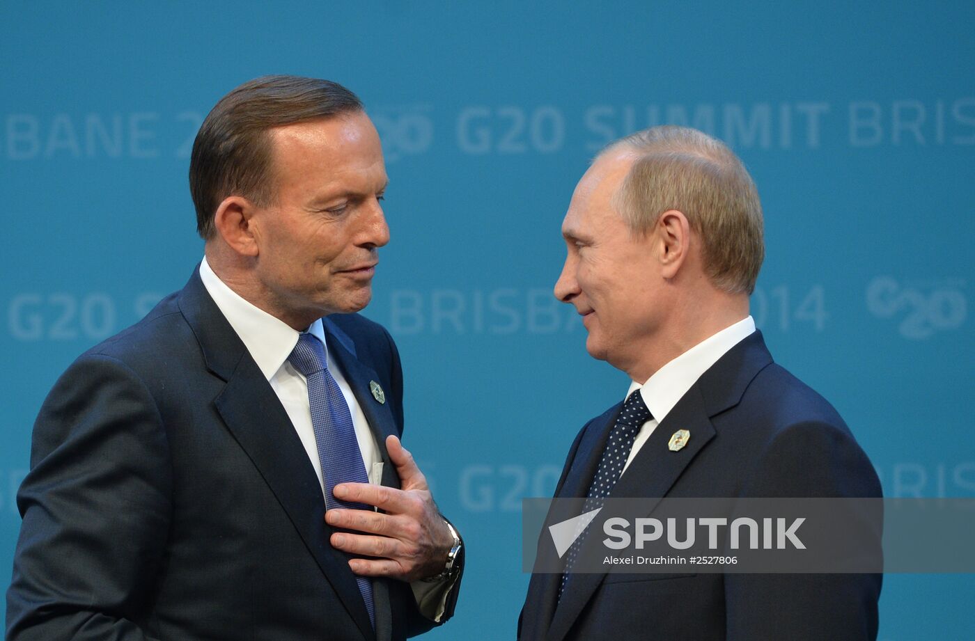 Vladimir Putin takes part in G-20 summit