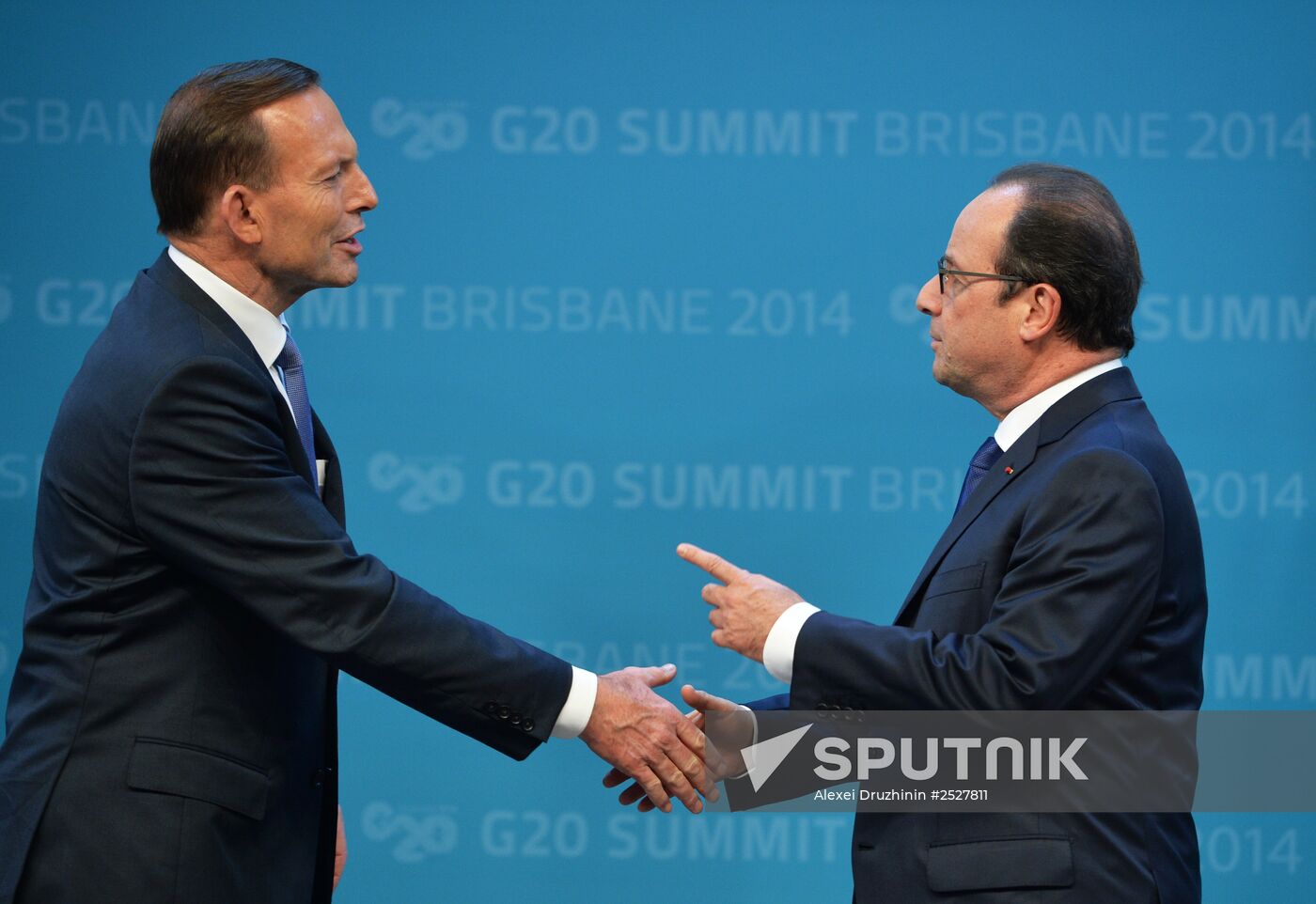 Vladimir Putin takes part in G-20 summit