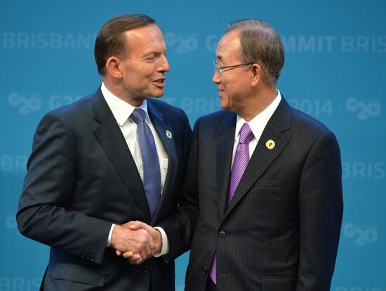 Vladimir Putin takes part in G-20 summit