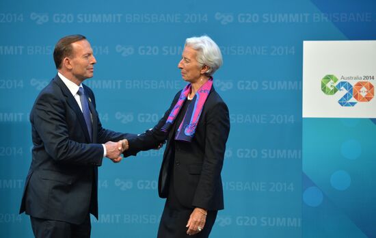 Vladimir Putin takes part in G-20 summit