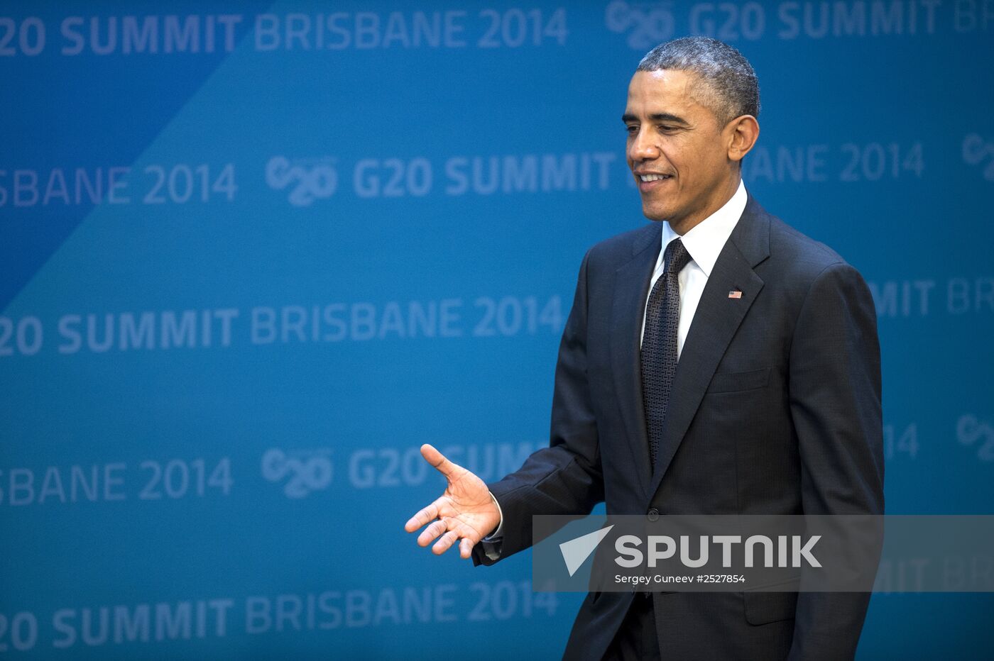 Vladimir Putin takes part in G-20 summit