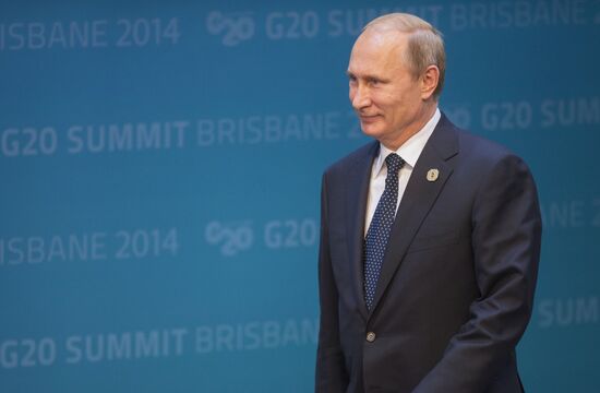 Vladimir Putin takes part in G-20 summit
