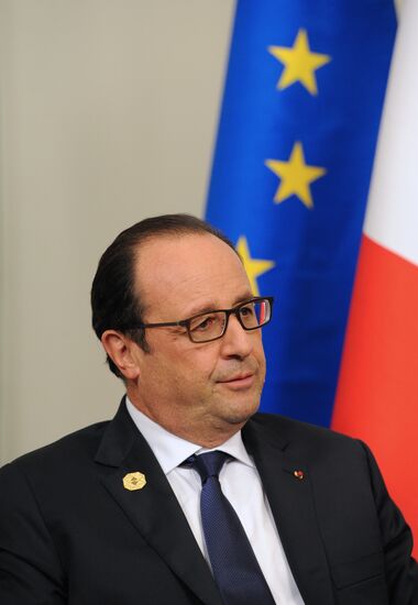 Vladimir Putin takes part in G-20 summit