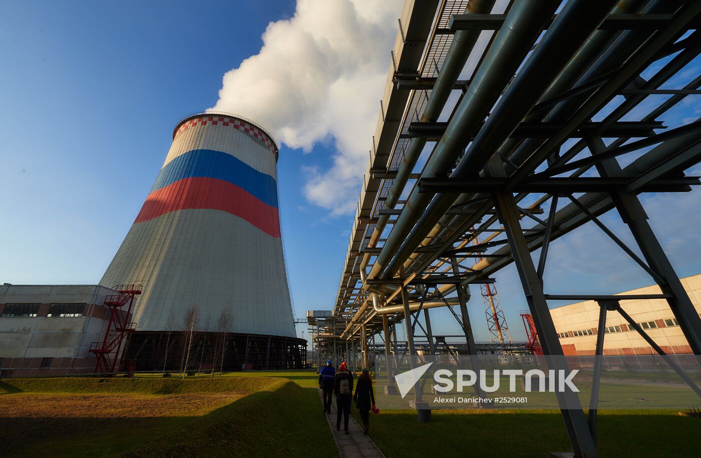 First Russian power station with steam-gas binary cycle