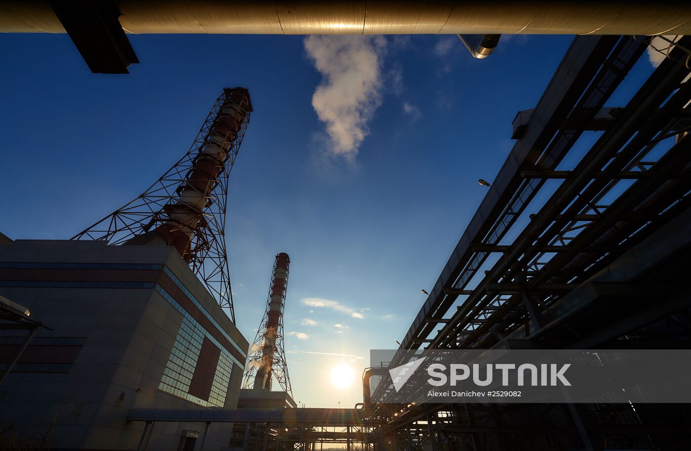 First Russian power station with steam-gas binary cycle
