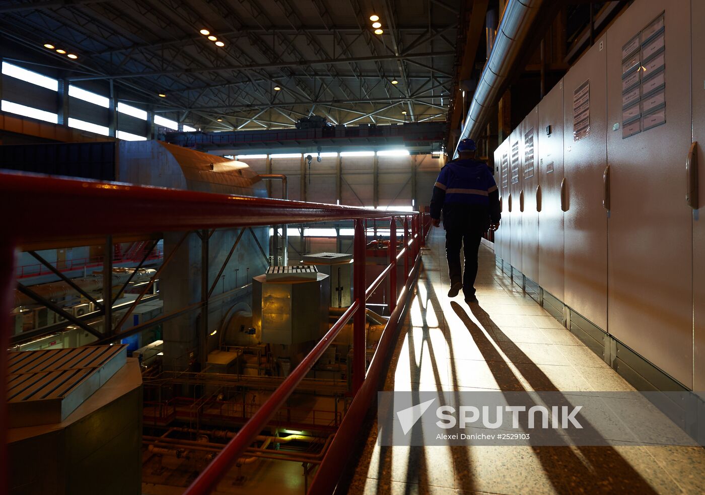 First Russian power station with steam-gas binary cycle