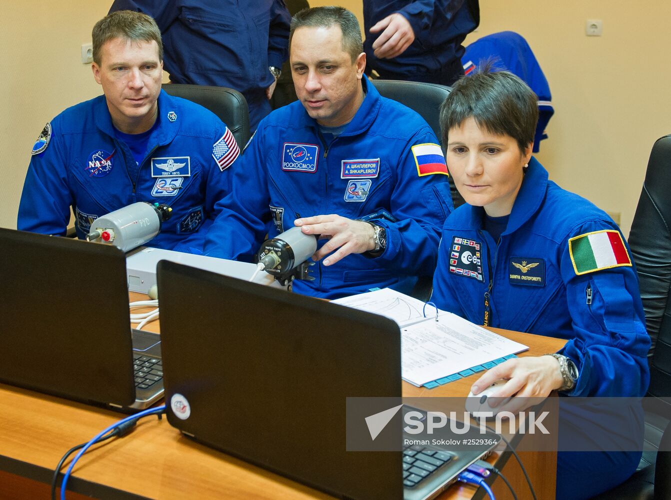 Training session of 42/43 ISS crew