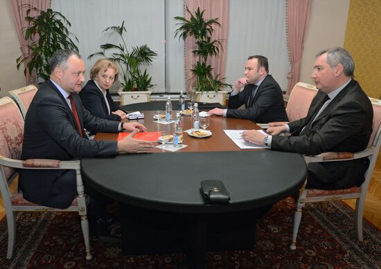 Dmitry Rogozin meets with Igor Dodon and Zinaida Greceanii