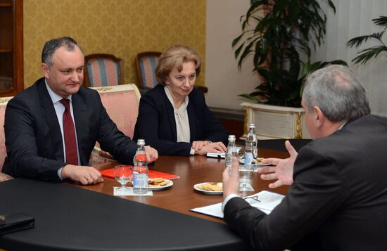 Dmitry Rogozin meets with Igor Dodon and Zinaida Greceanii
