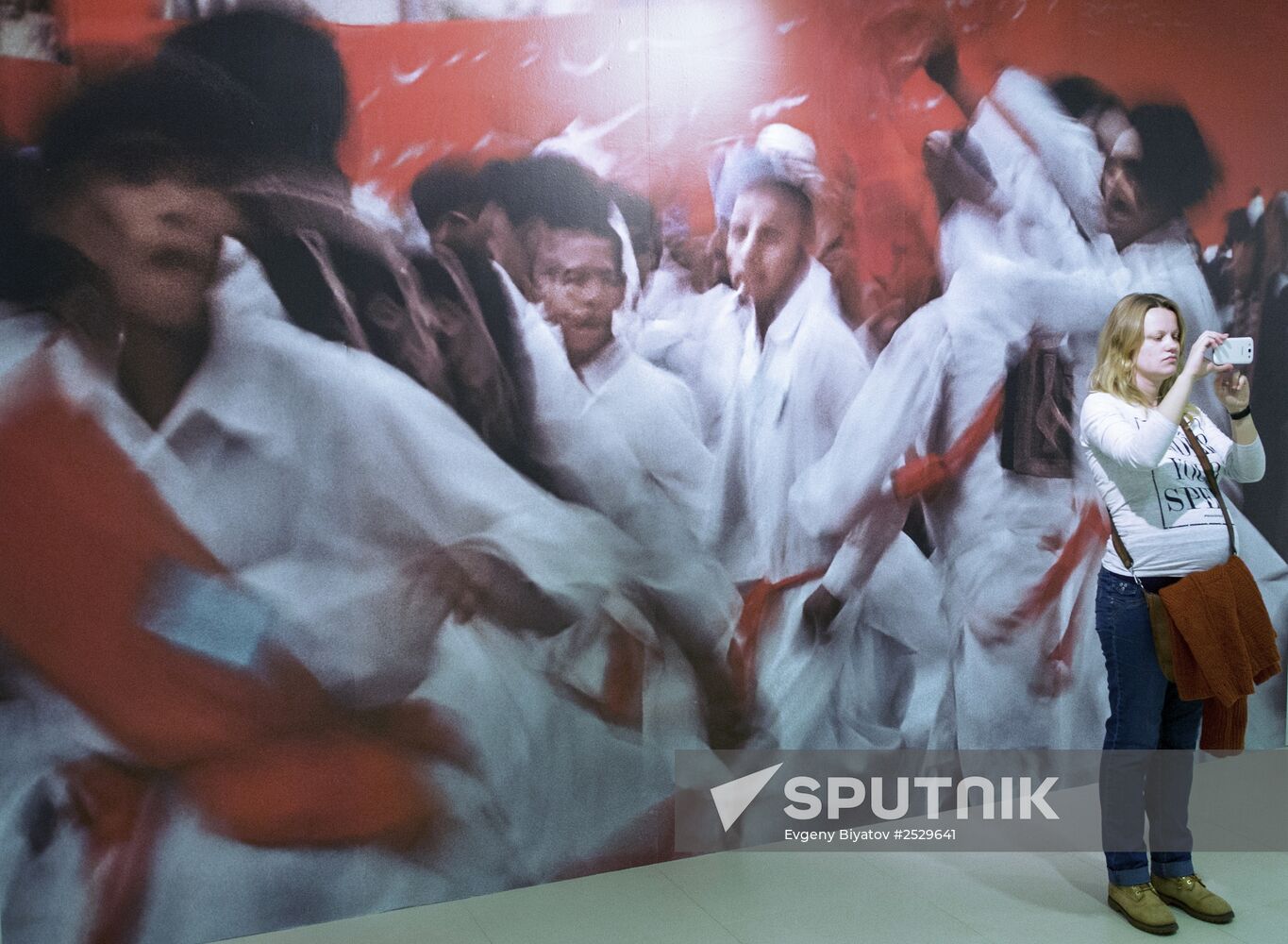 Exhibition of Vladimir Vyatkin "Energy Search"