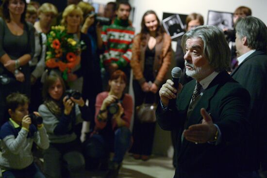Exhibition of Vladimir Vyatkin "Energy Search"