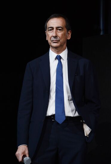 2015 Pirelli Calendar Gala Dinner