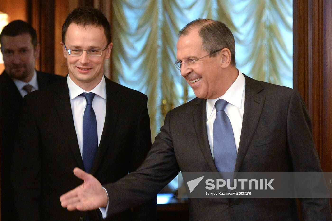 Russian, Hungarian foreign ministers meet in Moscow