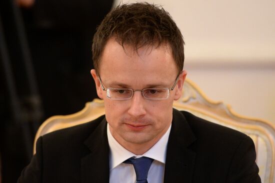 Russian, Hungarian foreign ministers meet in Moscow