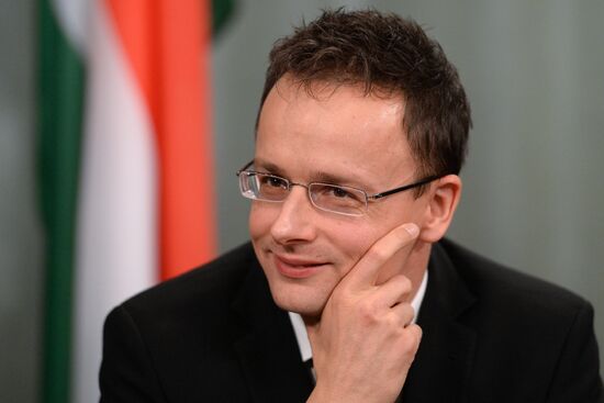 Russian, Hungarian foreign ministers meet in Moscow