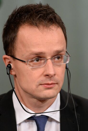 Russian, Hungarian foreign ministers meet in Moscow