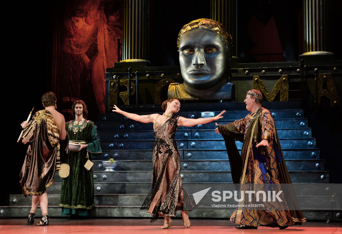 Dress rehearsal of Roman Comedy (Dion) at Mossovet Theater