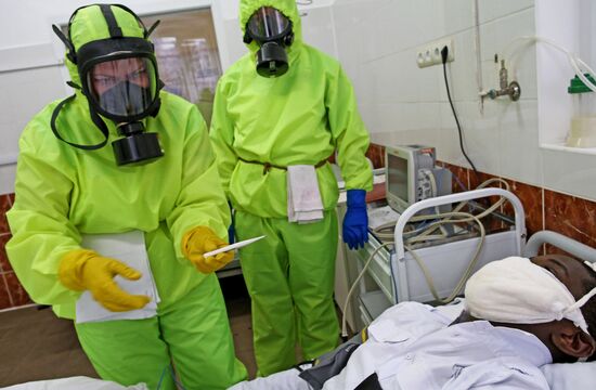 Combat medics hold drill in Kaliningrad