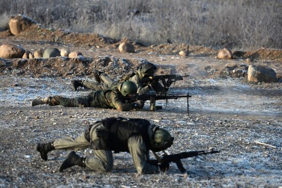 Special Rapid Response Unit practice before a mission in Dagestan