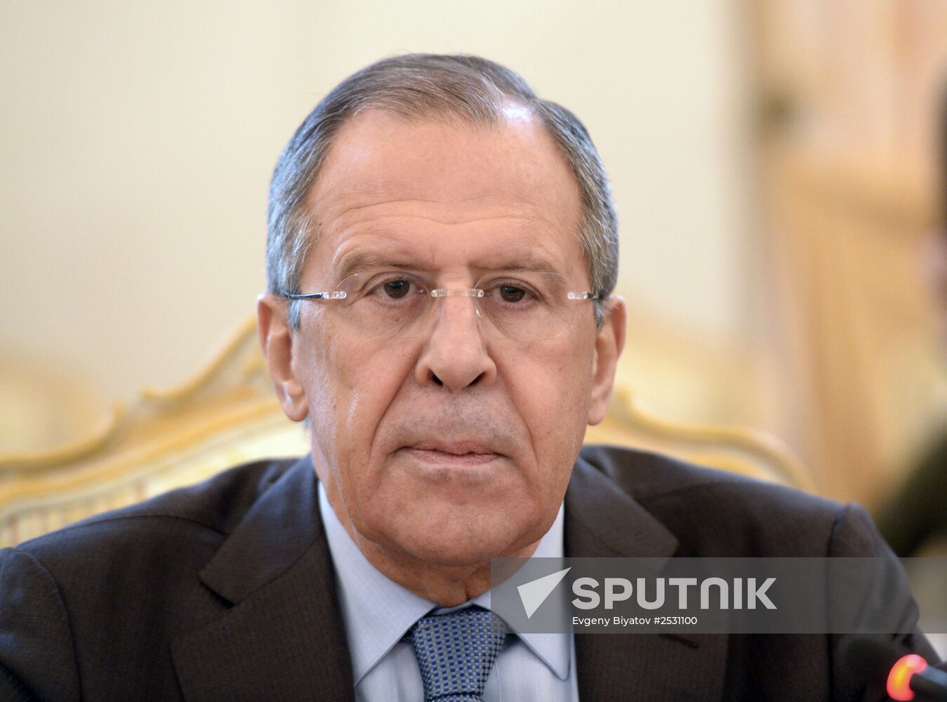 Foreign Minister Sergei Lavrov meets with Saudi counterpart