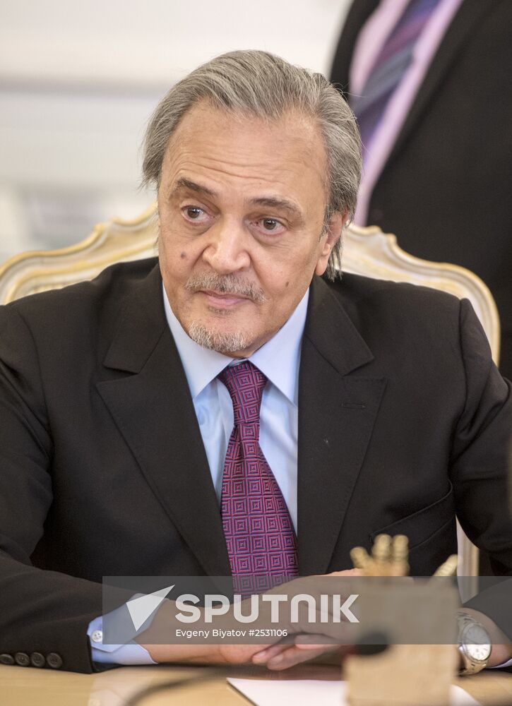 Foreign Minister Sergei Lavrov meets with Saudi counterpart