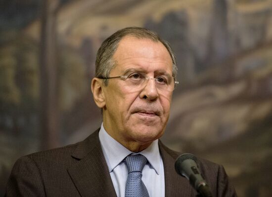 Foreign Minister Sergei Lavrov meets with Saudi counterpart