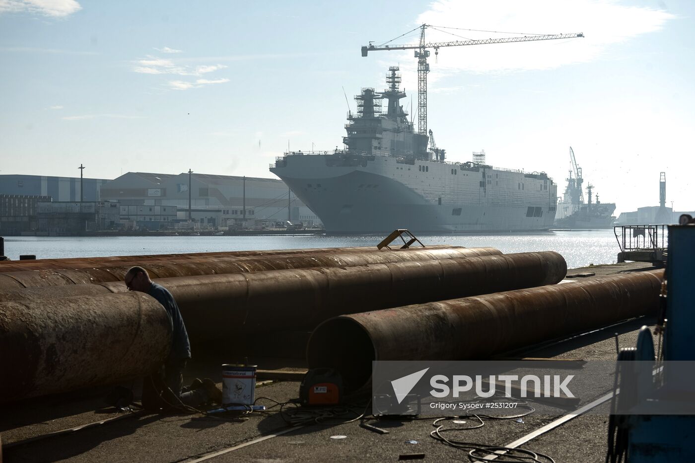 Second Mistral helicopter carrier floated out in France