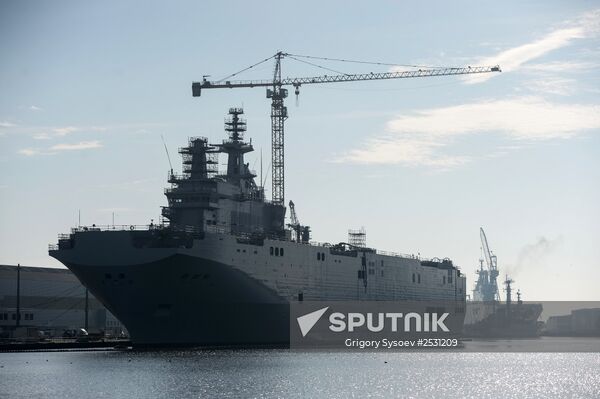 Second Mistral helicopter carrier floated out in France