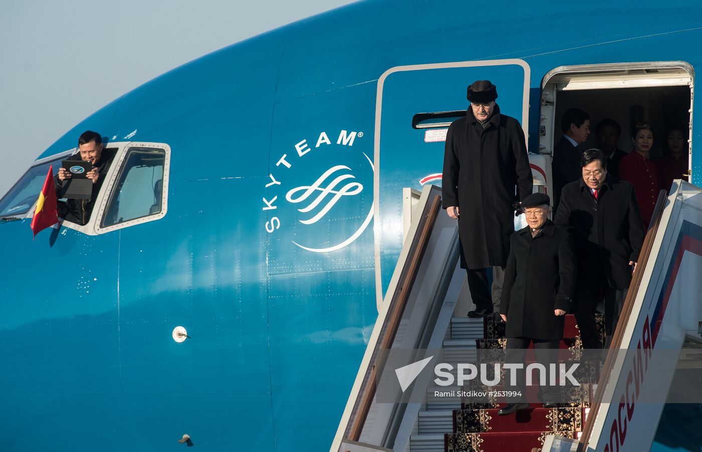 Nguyen Phu Trong arrives in Moscow