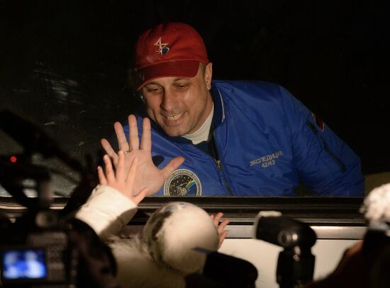 Preparations for launch of Soyuz-FG rocket with Soyuz TMA-15M spacecraft