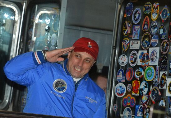 Preparations for launch of Soyuz-FG rocket with Soyuz TMA-15M spacecraft